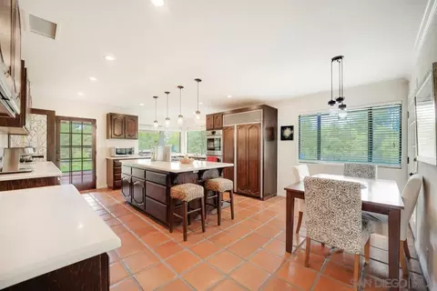 Kitchen - 11 Country Glen Rd, Fallbrook, CA 92028 photo 1 of 5