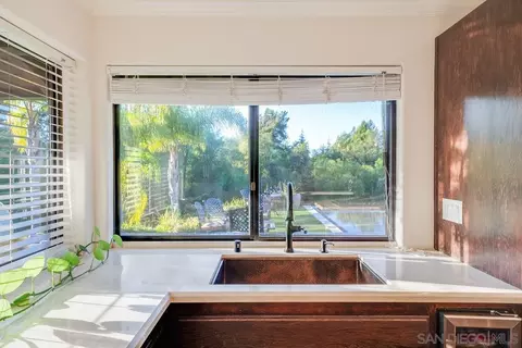 Kitchen - 11 Country Glen Rd, Fallbrook, CA 92028 photo 5 of 5
