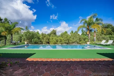 Exterior - 11 Country Glen Rd, Fallbrook, CA 92028 photo 12 of 27