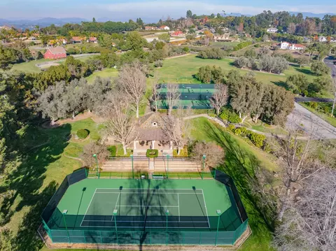 View/Area - 11 Country Glen Rd, Fallbrook, CA 92028 photo 9 of 13