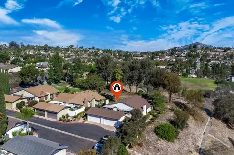 11060 Plum Tree Ln, Spring Valley, CA 91977 photo 3
