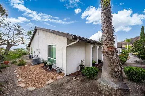 11060 Plum Tree Ln, Spring Valley, CA 91977 photo 39