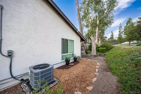 11060 Plum Tree Ln, Spring Valley, CA 91977 photo 40