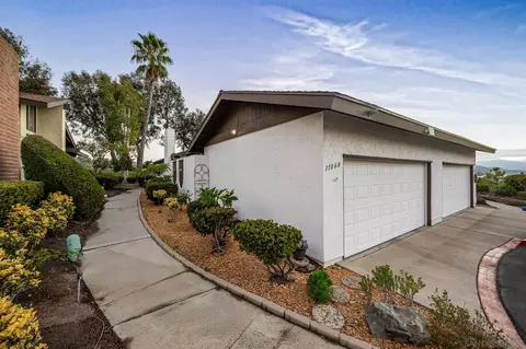11060 Plum Tree Ln, Spring Valley, CA 91977 photo 5