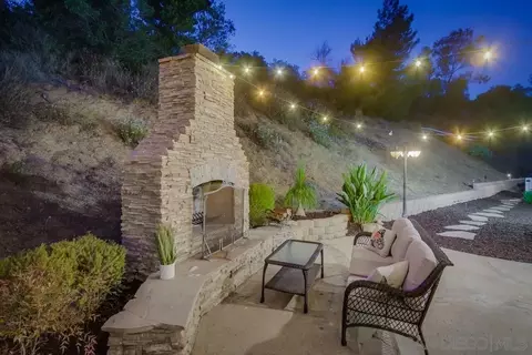 Exterior - 2543 Daisy Ln, Fallbrook, CA 92028 photo 12 of 23