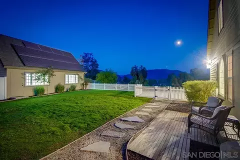 Exterior - 2543 Daisy Ln, Fallbrook, CA 92028 photo 13 of 23