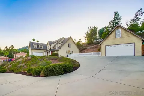 Exterior - 2543 Daisy Ln, Fallbrook, CA 92028 photo 16 of 23
