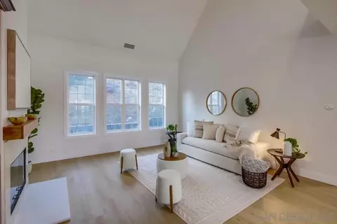 Living - 2543 Daisy Ln, Fallbrook, CA 92028 photo 3 of 5