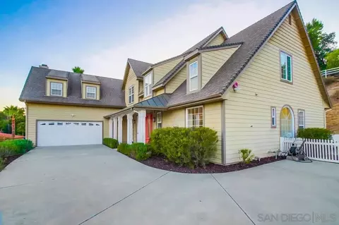 Exterior - 2543 Daisy Ln, Fallbrook, CA 92028 photo 17 of 23