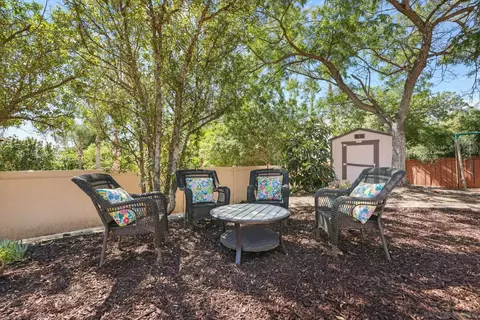 Exterior - 824 Hillcrest Ter, Fallbrook, CA 92028 photo 8 of 13