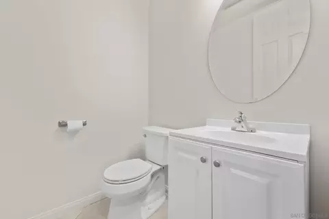 Bath - 824 Hillcrest Ter, Fallbrook, CA 92028 photo 1 of 6