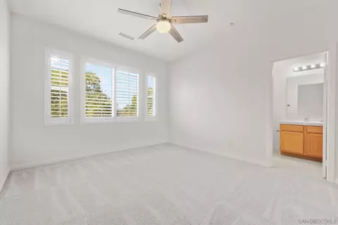 Bedroom - 824 Hillcrest Ter, Fallbrook, CA 92028 photo 6 of 8