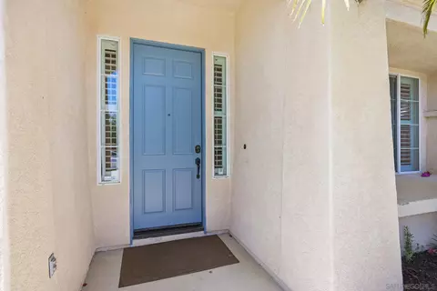 Entry Way - 824 Hillcrest Ter, Fallbrook, CA 92028 photo 1 of 5