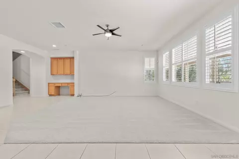 Living - 824 Hillcrest Ter, Fallbrook, CA 92028 photo 5 of 5