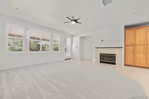 Living - 824 Hillcrest Ter, Fallbrook, CA 92028 photo 3 of 5