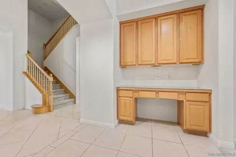 Entry Way - 824 Hillcrest Ter, Fallbrook, CA 92028 photo 3 of 5