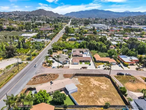 View/Area - 1810 Jalisco Rd, El Cajon, CA 92019 photo 3 of 4