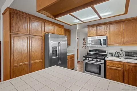 Kitchen - 7982 Lemon Cir, La Mesa, CA 91941 photo 2 of 4