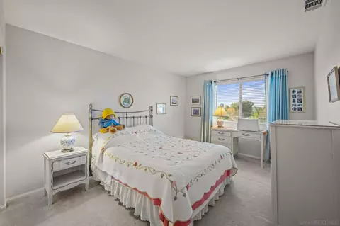 Bedroom - 7982 Lemon Cir, La Mesa, CA 91941 photo 1 of 6