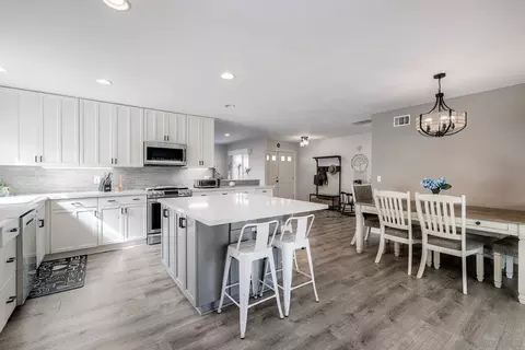 Kitchen - 9945 Via Rita, Santee, CA 92071 photo 3 of 6