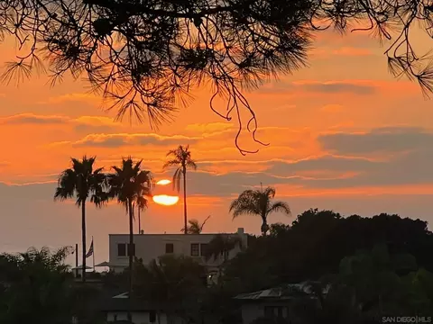 Other - 901 Stratford Dr, Encinitas, CA 92024 photo 4 of 7