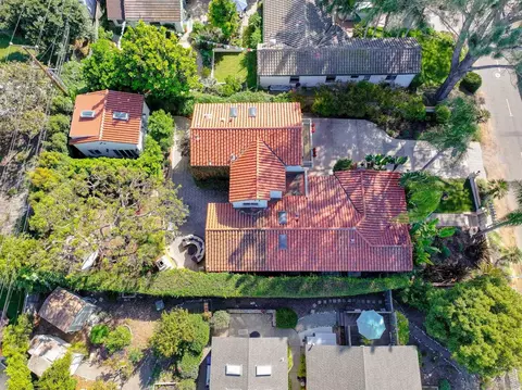 View/Area - 901 Stratford Dr, Encinitas, CA 92024 photo 4 of 10