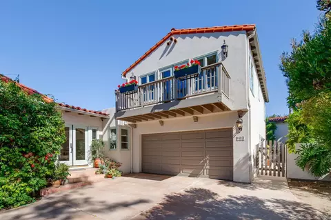 Exterior - 901 Stratford Dr, Encinitas, CA 92024 photo 12 of 13