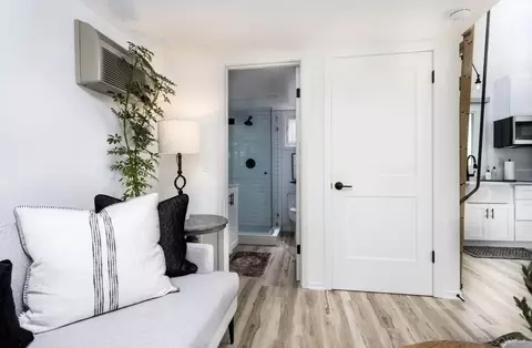 Entry Way - 901 Stratford Dr, Encinitas, CA 92024 photo 5 of 5
