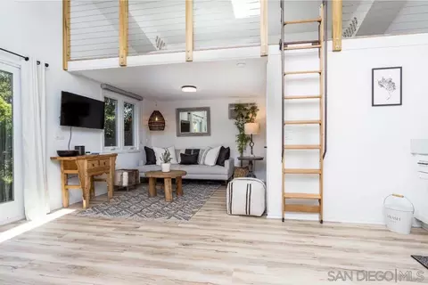Living - 901 Stratford Dr, Encinitas, CA 92024 photo 8 of 8