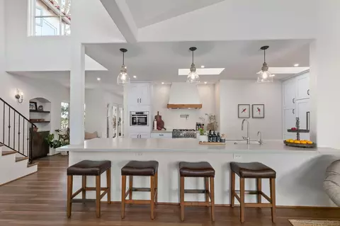 Kitchen - 901 Stratford Dr, Encinitas, CA 92024 photo 1 of 8
