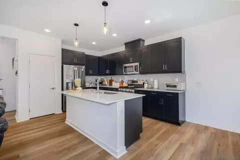Kitchen - 219 Canopy Trails Pl, Fallbrook, CA 92028 photo 1 of 2