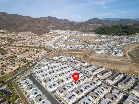 219 Canopy Trails Pl, Fallbrook, CA 92028