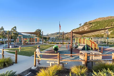 Exterior - 219 Canopy Trails Pl, Fallbrook, CA 92028 photo 7 of 11