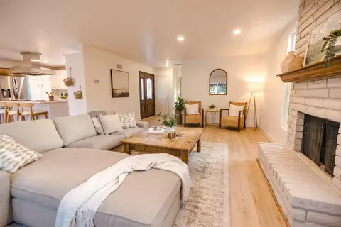 Living - 16134 Hampson Pl, Ramona, CA 92065 photo 3 of 3