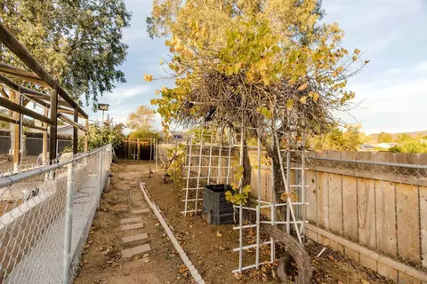Exterior - 16134 Hampson Pl, Ramona, CA 92065 photo 10 of 11