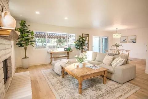 Living - 16134 Hampson Pl, Ramona, CA 92065 photo 2 of 3