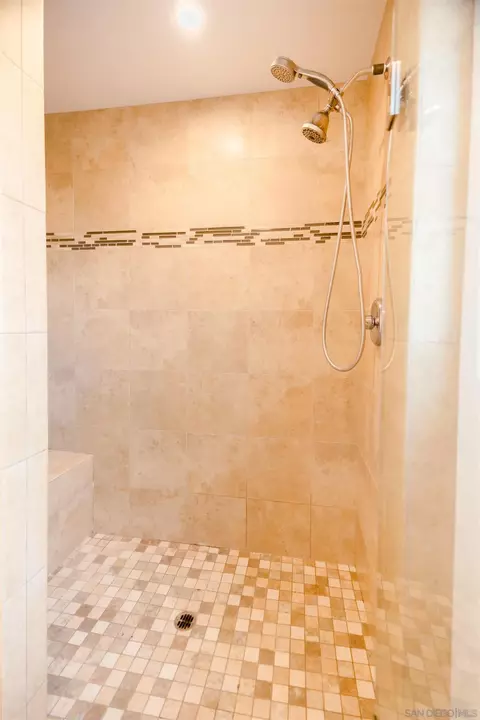 Bath - 16134 Hampson Pl, Ramona, CA 92065 photo 3 of 3
