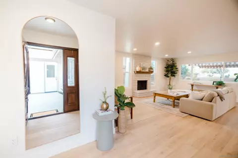Entry Way - 16134 Hampson Pl, Ramona, CA 92065 photo 1 of 3