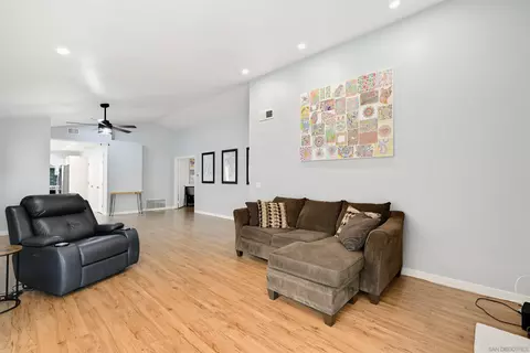 Living - 10314 Rochelle Ave, Santee, CA 92071 photo 3 of 4