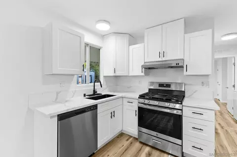 Kitchen - 450 E Bradley Ave #18, El Cajon, CA 92021 photo 5 of 5