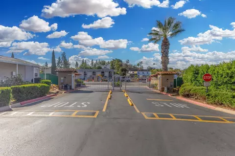 Exterior - 450 E Bradley Ave #18, El Cajon, CA 92021 photo 7 of 9