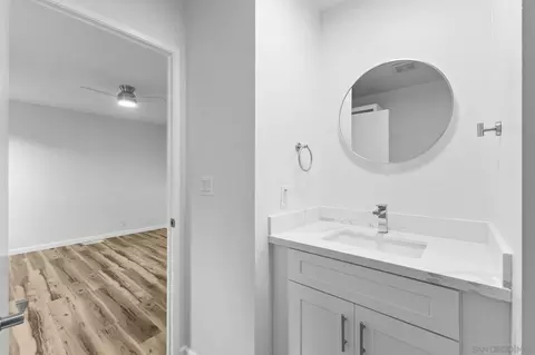 Bath - 450 E Bradley Ave #18, El Cajon, CA 92021 photo 2 of 4
