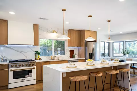 Kitchen - 14259 Midland Rd, Poway, CA 92064 photo 2 of 6