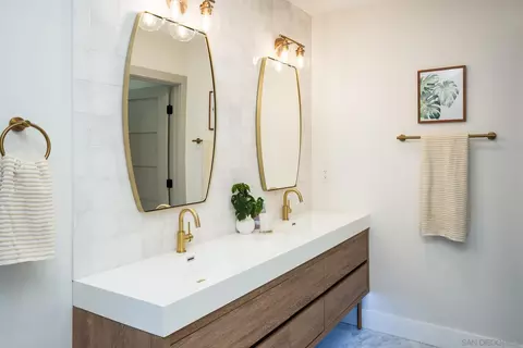 Bath - 14259 Midland Rd, Poway, CA 92064 photo 2 of 5