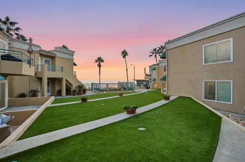Exterior - 400 N The Strand #21, Oceanside, CA 92054 photo 2 of 7