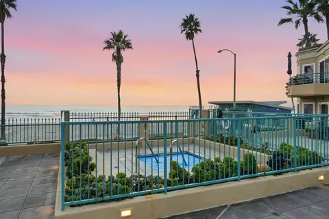 Exterior - 400 N The Strand #21, Oceanside, CA 92054 photo 4 of 7