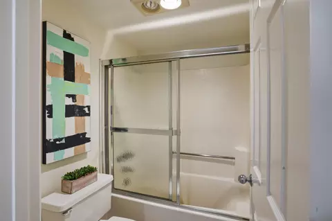 Bath - 400 N The Strand #21, Oceanside, CA 92054 photo 3 of 3