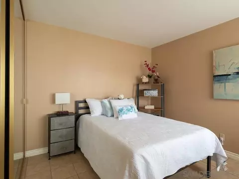 4723 Agora Way, Oceanside, CA 92056 photo 23