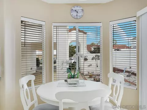 4723 Agora Way, Oceanside, CA 92056 photo 17