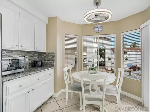 4723 Agora Way, Oceanside, CA 92056 photo 15